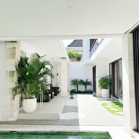 Apple Villas & Apartments Kerobokan Εξωτερικό φωτογραφία