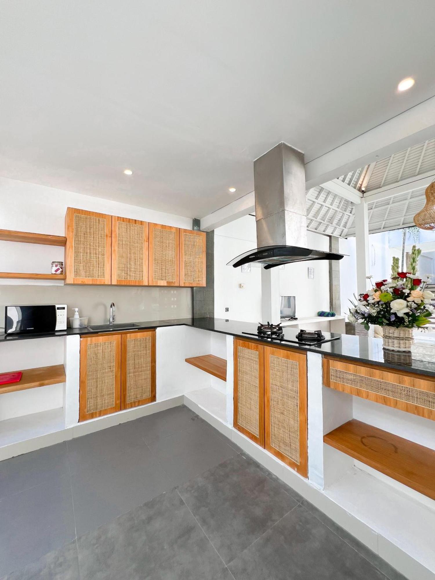 Apple Villas & Apartments Kerobokan Εξωτερικό φωτογραφία