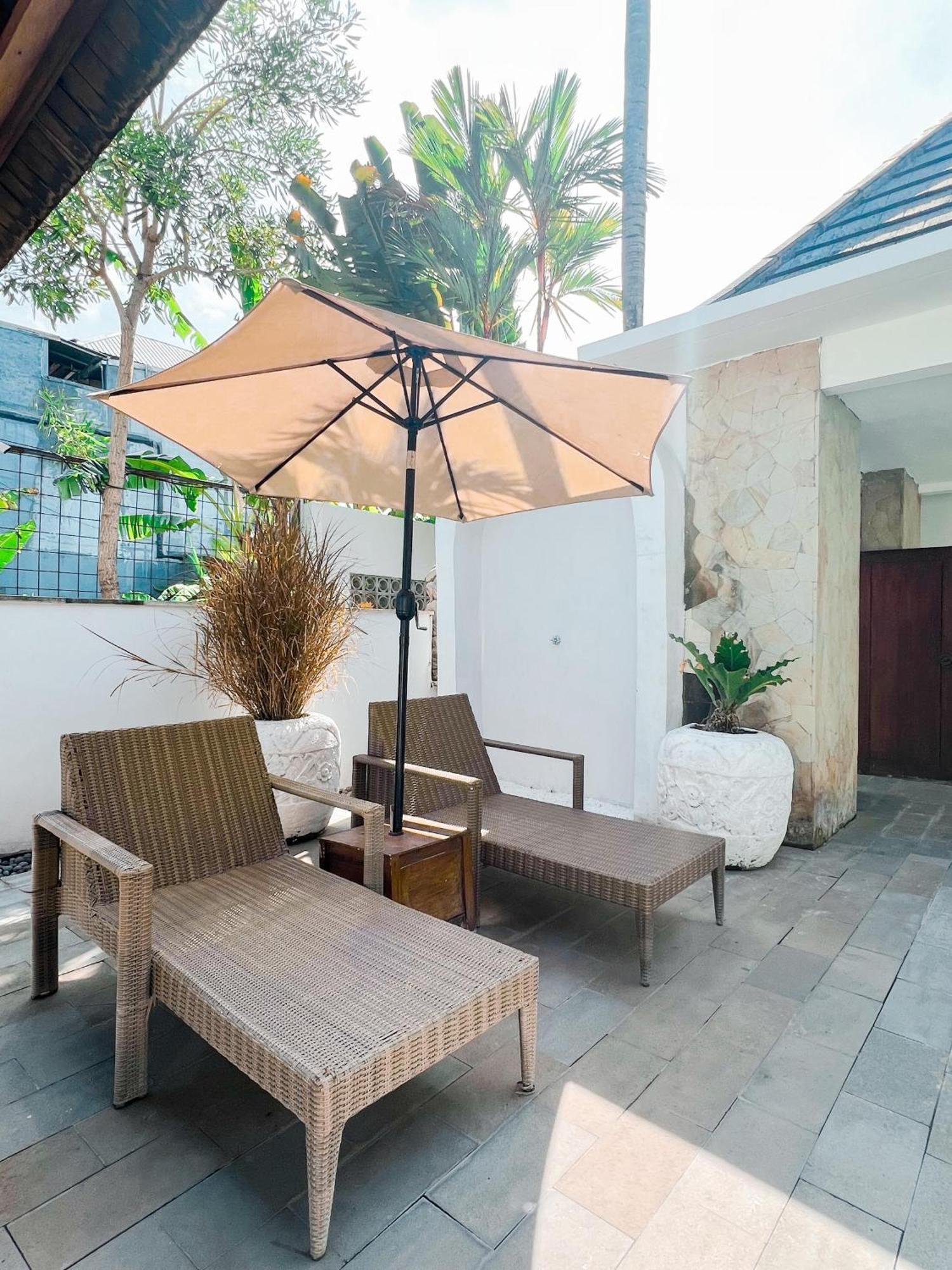 Apple Villas & Apartments Kerobokan Εξωτερικό φωτογραφία