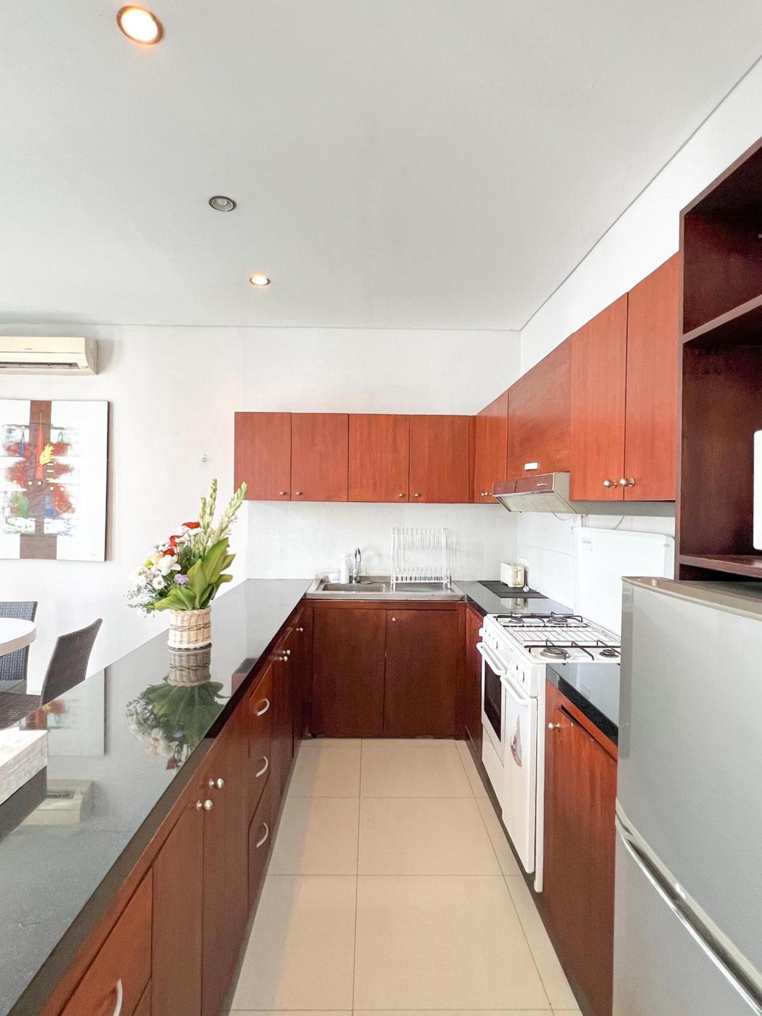Apple Villas & Apartments Kerobokan Εξωτερικό φωτογραφία